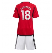 Manchester United Casemiro #18 Thuis tenue voor kinderen 2023-24 Korte Mouwen (+ broek)