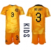 Nederland Matthijs de Ligt #3 Thuis tenue voor kinderen WK 2022 Korte Mouwen (+ broek)