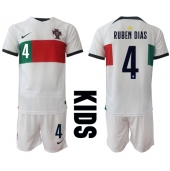 Portugal Ruben Dias #4 Uit tenue voor kinderen WK 2022 Korte Mouwen (+ broek)