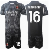 AC Milan Mike Maignan #16 Keeper Thuis tenue voor kinderen 2024-25 Korte Mouwen (+ broek)