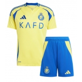 Al-Nassr Thuis tenue voor kinderen 2024-25 Korte Mouwen (+ broek)