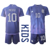 Argentinië Lionel Messi #10 Uit tenue voor kinderen WK 2022 Korte Mouwen (+ broek)