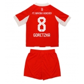 Bayern Munich Leon Goretzka #8 Thuis tenue voor kinderen 2025-26 Korte Mouwen (+ broek)