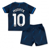 Chelsea Mykhailo Mudryk #10 Uit tenue voor kinderen 2023-24 Korte Mouwen (+ broek)