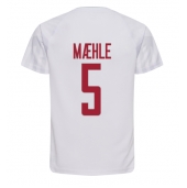 Denemarken Joakim Maehle #5 Uit tenue WK 2022 Korte Mouwen