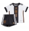 Duitsland Leon Goretzka #8 Thuis tenue voor kinderen WK 2022 Korte Mouwen (+ broek)