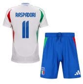 Italië Giacomo Raspadori #11 Uit tenue voor kinderen EK 2024 Korte Mouwen (+ broek)