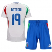 Italië Mateo Retegui #19 Uit tenue voor kinderen EK 2024 Korte Mouwen (+ broek)