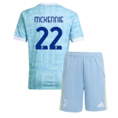 Juventus Weston McKennie #22 Uit tenue voor kinderen 2025-26 Korte Mouwen (+ broek)