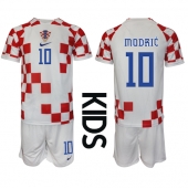 Kroatië Luka Modric #10 Thuis tenue voor kinderen WK 2022 Korte Mouwen (+ broek)