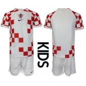 Kroatië Thuis tenue voor kinderen WK 2022 Korte Mouwen (+ broek)
