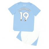 Manchester City Julian Alvarez #19 Thuis tenue voor kinderen 2023-24 Korte Mouwen (+ broek)