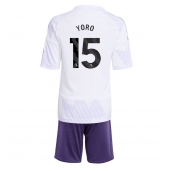 Manchester United Leny Yoro #15 Uit tenue voor kinderen 2025-26 Korte Mouwen (+ broek)