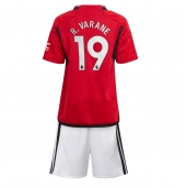 Manchester United Raphael Varane #19 Thuis tenue voor kinderen 2023-24 Korte Mouwen (+ broek)