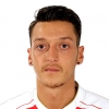 Mesut Ozil tenue