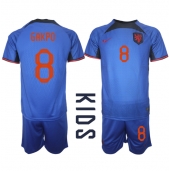 Nederland Cody Gakpo #8 Uit tenue voor kinderen WK 2022 Korte Mouwen (+ broek)