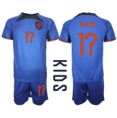 Nederland Daley Blind #17 Uit tenue voor kinderen WK 2022 Korte Mouwen (+ broek)