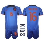 Nederland Tyrell Malacia #16 Uit tenue voor kinderen WK 2022 Korte Mouwen (+ broek)