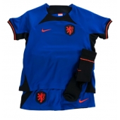 Nederland Uit tenue voor kinderen WK 2022 Korte Mouwen (+ broek)