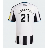Newcastle United Tino Livramento #21 Thuis tenue 2025-26 Korte Mouwen