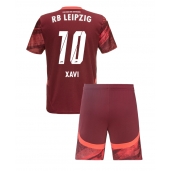 RB Leipzig Xavi Simons #10 Uit tenue voor kinderen 2024-25 Korte Mouwen (+ broek)