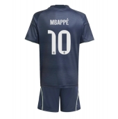 Real Madrid Kylian Mbappe #10 Uit tenue voor kinderen 2025-26 Korte Mouwen (+ broek)